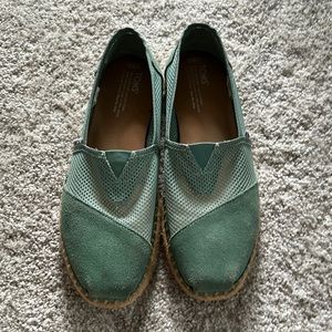 Toms espadrille flats
